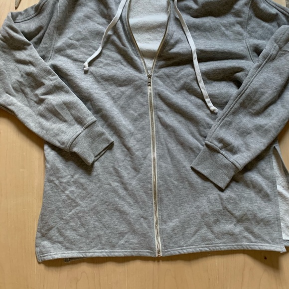 🚫SOLD🚫 H&M Jacket Grey - Picture 2 of 3